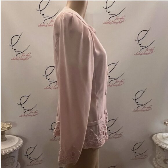 In The Mood. Size 8. Pink Shacket. Lace Trim. Pleated Cap. Long Sleeves. DB2 - Picture 4 of 6